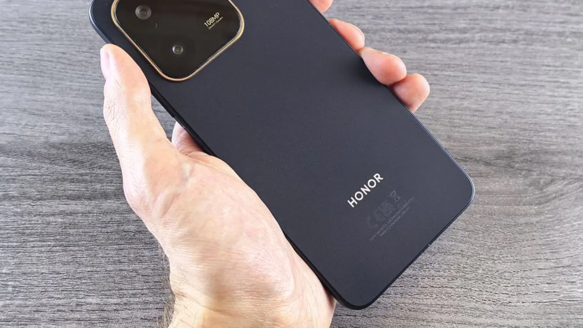 Honor 200 Pro vs OnePlus 13: fotoğraf odaklı telefon seçimi 2026