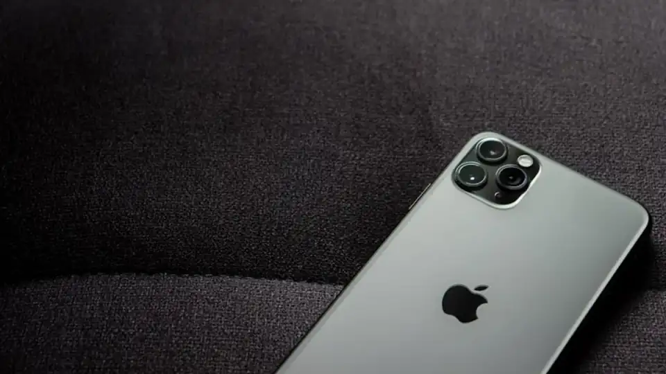 iPhone 17 Pro mu Galaxy S25 mi? 2026 Fiyat Rehberi