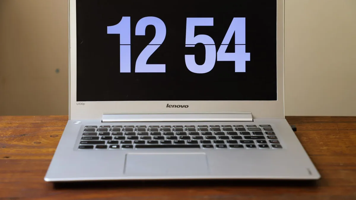 MacBook Air M4 vs Lenovo IdeaPad Slim 3: Hangisi Alınmalı?