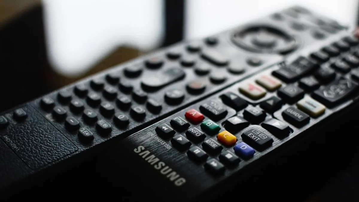 Samsung QLED vs LG OLED TV: Hangisi Daha İyi?