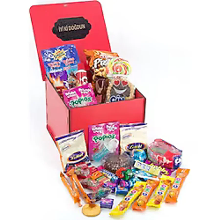23 Nisan Nostaljik Kırmızı Ahşap Hediye Kutusu Küçük Boy ( İyi ki Doğdun Yazılı )