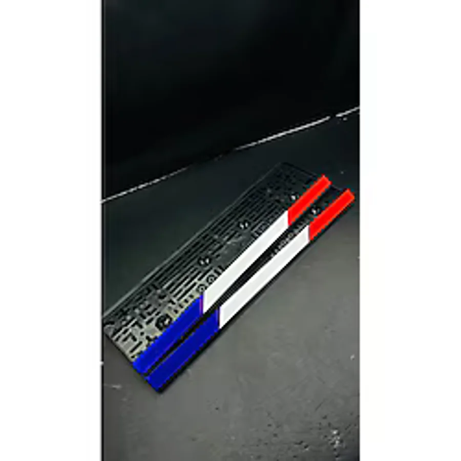 3M 3D RENKLİ FRANSIZ MODEL YAZISIZ TAKMATİK PLEKSİ PLAKA LIK