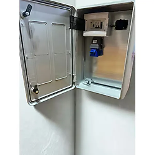 7 Kw 3/32 VIKO 60 40 20 Cm İP66 Kombinasyon Panosu Kutusu Seyyar Taşınabilir Elektrikli Araç Şarj Cihazı İstasyonu Tesla Mavi Adaptör Uyumlu Halogen free Dış OrtamaUygun 7,4 KW