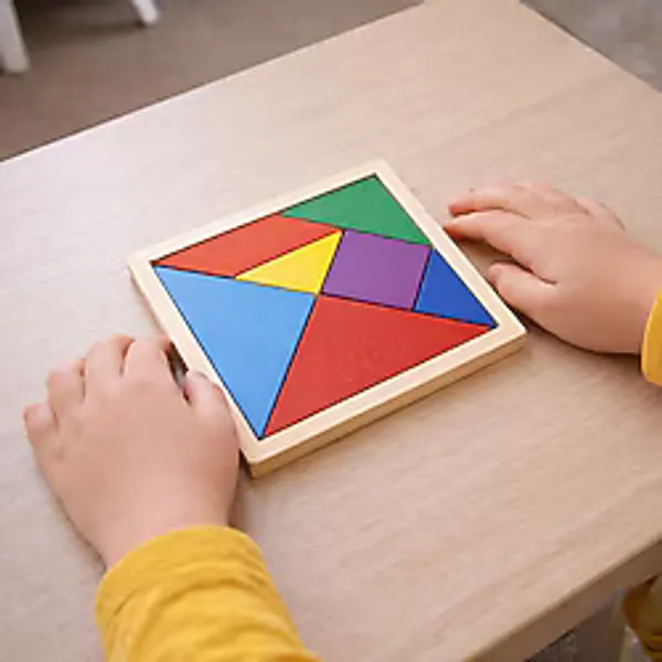 Ahşap Renkli Tangram 11 x 11 cm