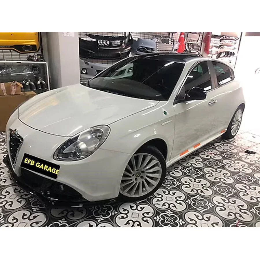 Alfa Romeo Giulietta Yan Marşpiyel Seti (Plastik)