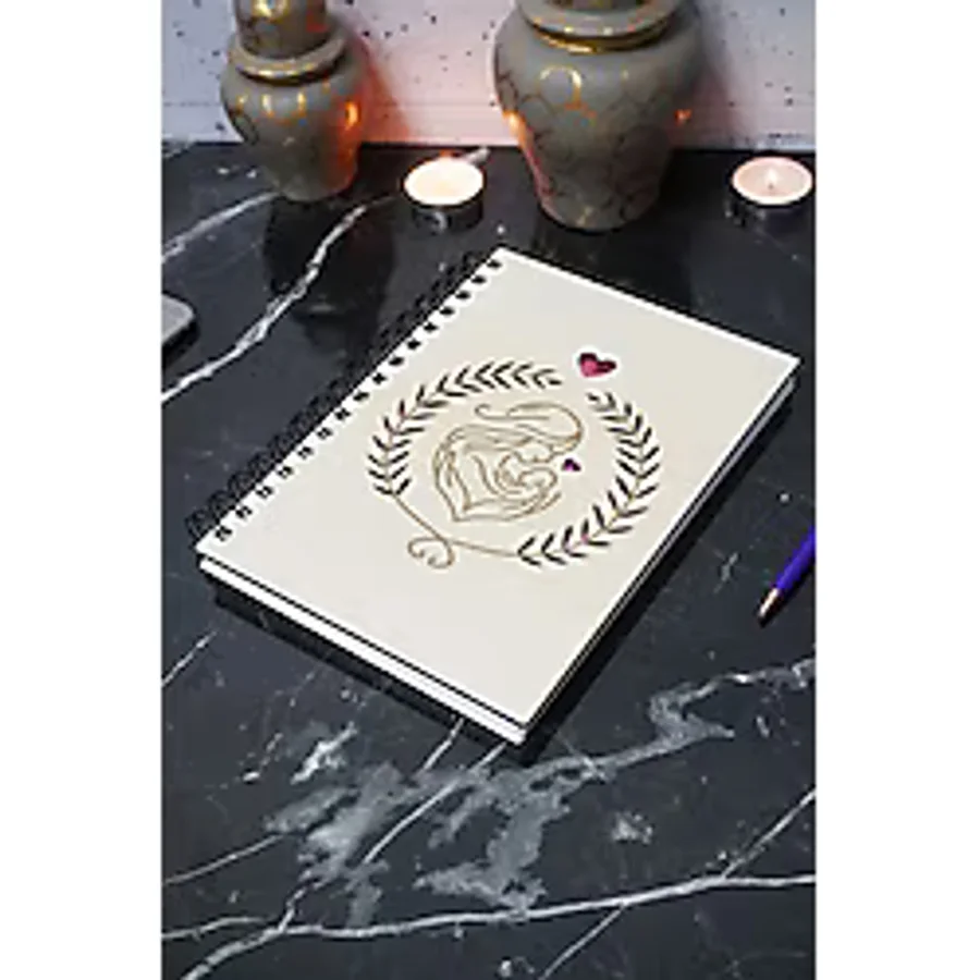 Anne Bebek Temalı Ahşap Kapaklı Defter - Çizgisiz Defter - 60 Yaprak (120 Sayfa) - A5 Anı Defteri