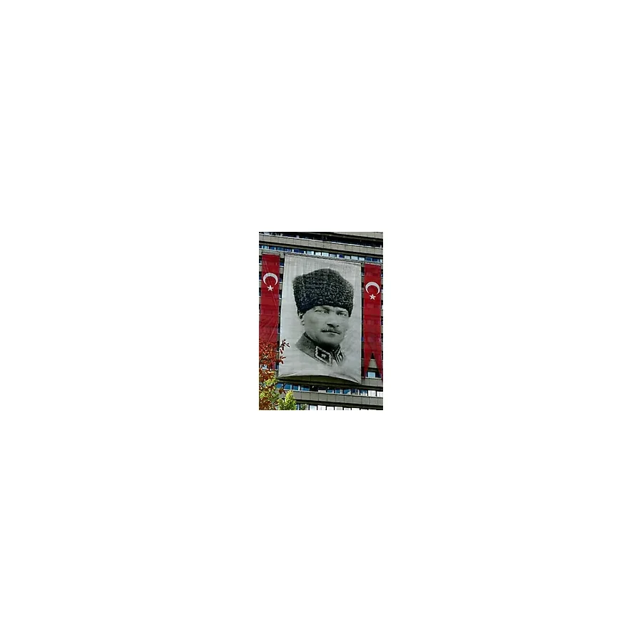 Asilmeydan Siyah-Beyaz Mustafa Kemal Atatürk İmzalı Poster Bayrağı- 1,5x2,25 metre