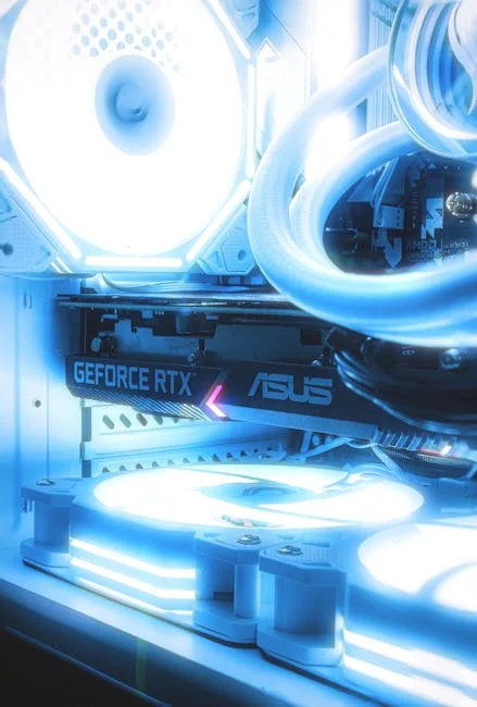 Asus Rog Pelta Kablosuz Rgb Kulak Üstü Oyuncu Kulaklığı Beyaz