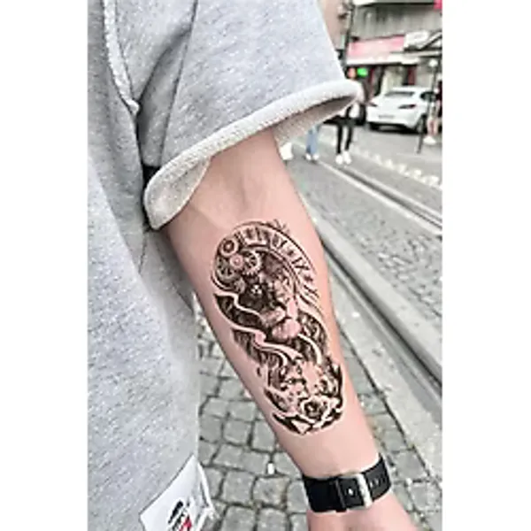 BearPear Aslan Dövmesi, Saat Figürlü Geçici Dövme, Tattoo, Erkek Geçici Dövme, Kol Dövmesi, Vücut Dövmesi, Su Transferli Modern Dövmeler