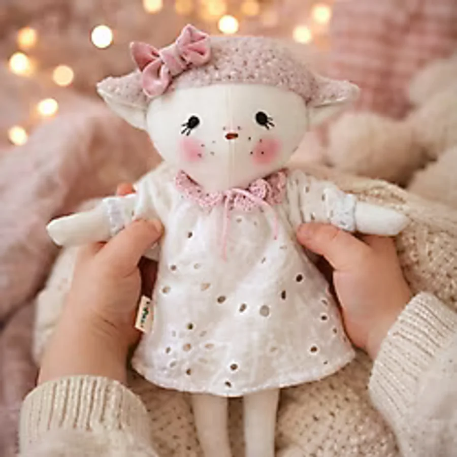 Capella Toys Oyuncak Bebek Kuzu Moli El Yapımı %100 Pamuklu Naturel Bez Bebek Hediye Kutulu