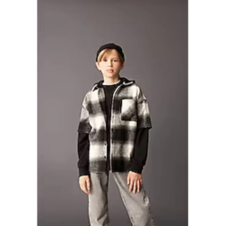 DeFacto Erkek Çocuk Oversize Geniş Kalıp Kapüşonlu Flanel Uzun Kollu Gömlek C7510A824WNAR213