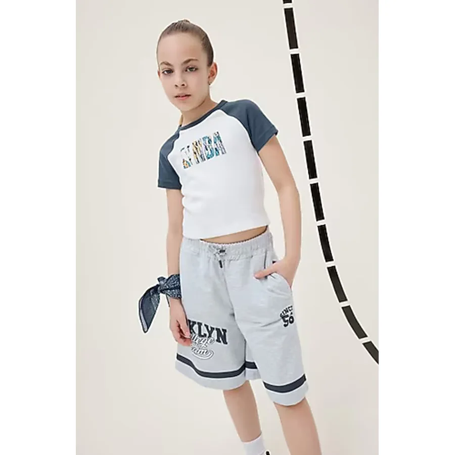 DeFacto Kız Çocuk NBA Wordmark Fitted Bisiklet Yaka Ribana Kısa Kollu Tişört