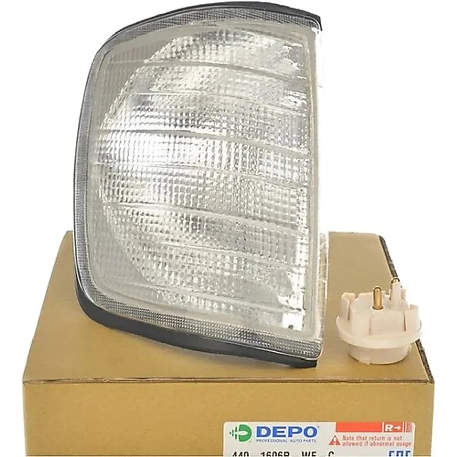 Depo Mercedes W124 Kasa 200e E200 Sağ Yolcu Tarafı Beyaz Sinyal Komple Duylu