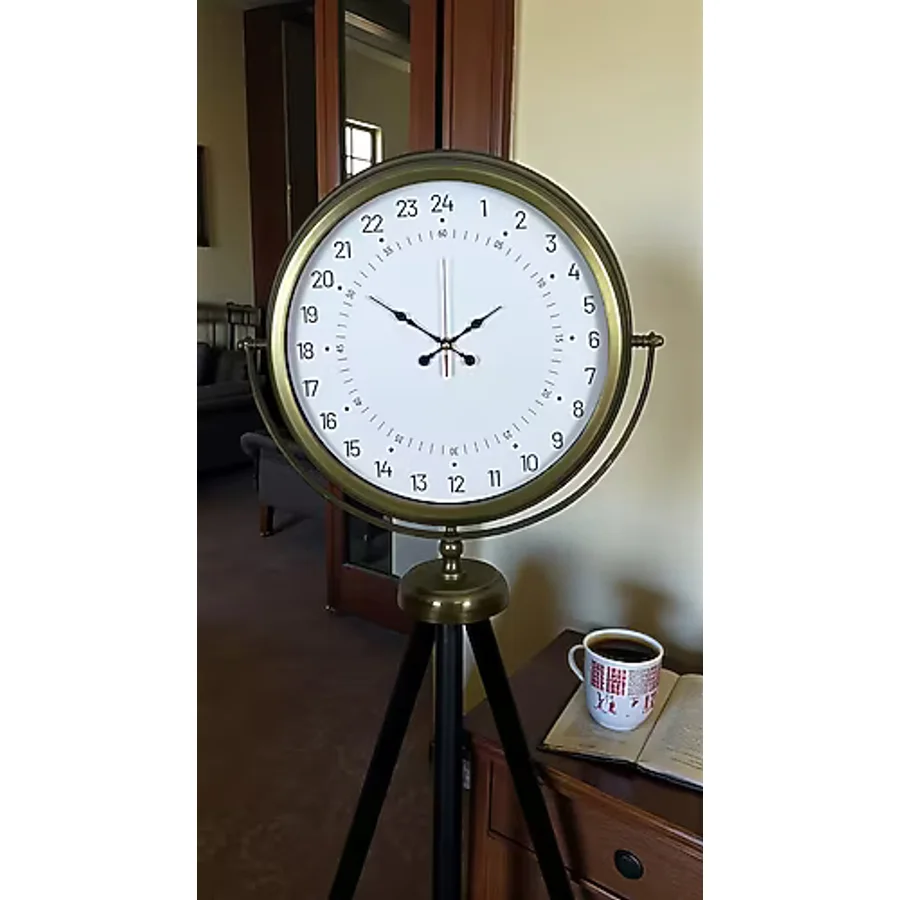 Eskitme 24 Saat Göstergeli Özel Tasarım Tripod Ayaklı Saat