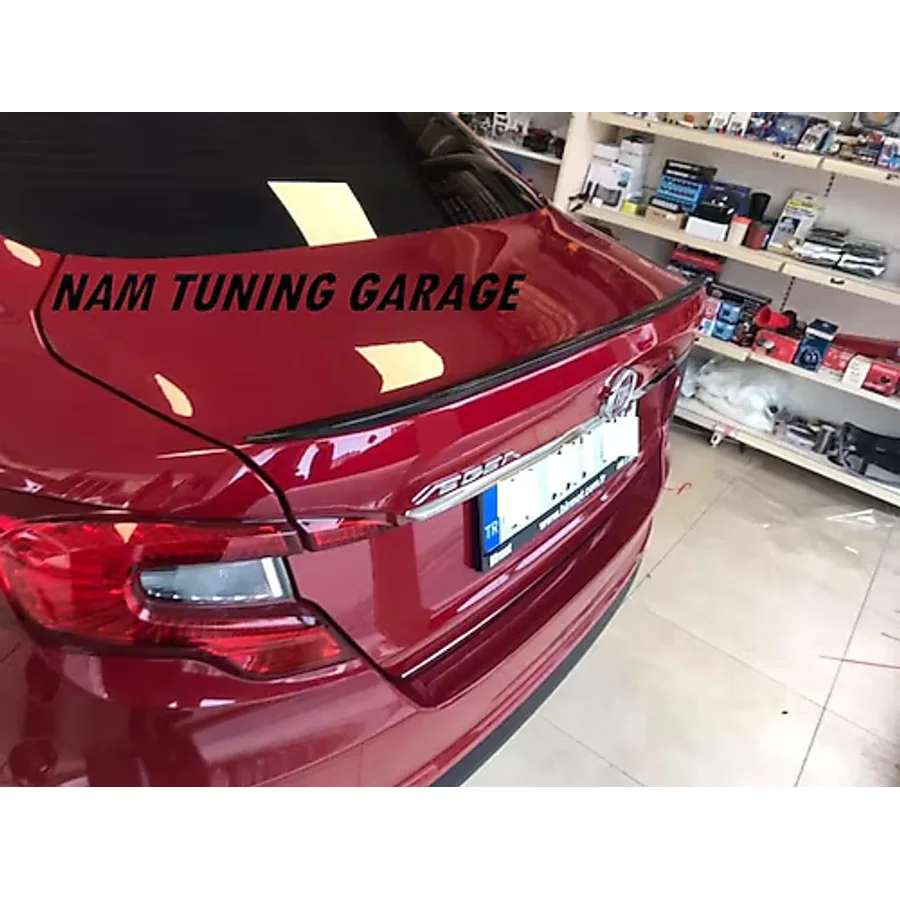Fiat Egea Spoiler Spoyler Bagaj Üstü Çıta, Parlak Siyah Sedan