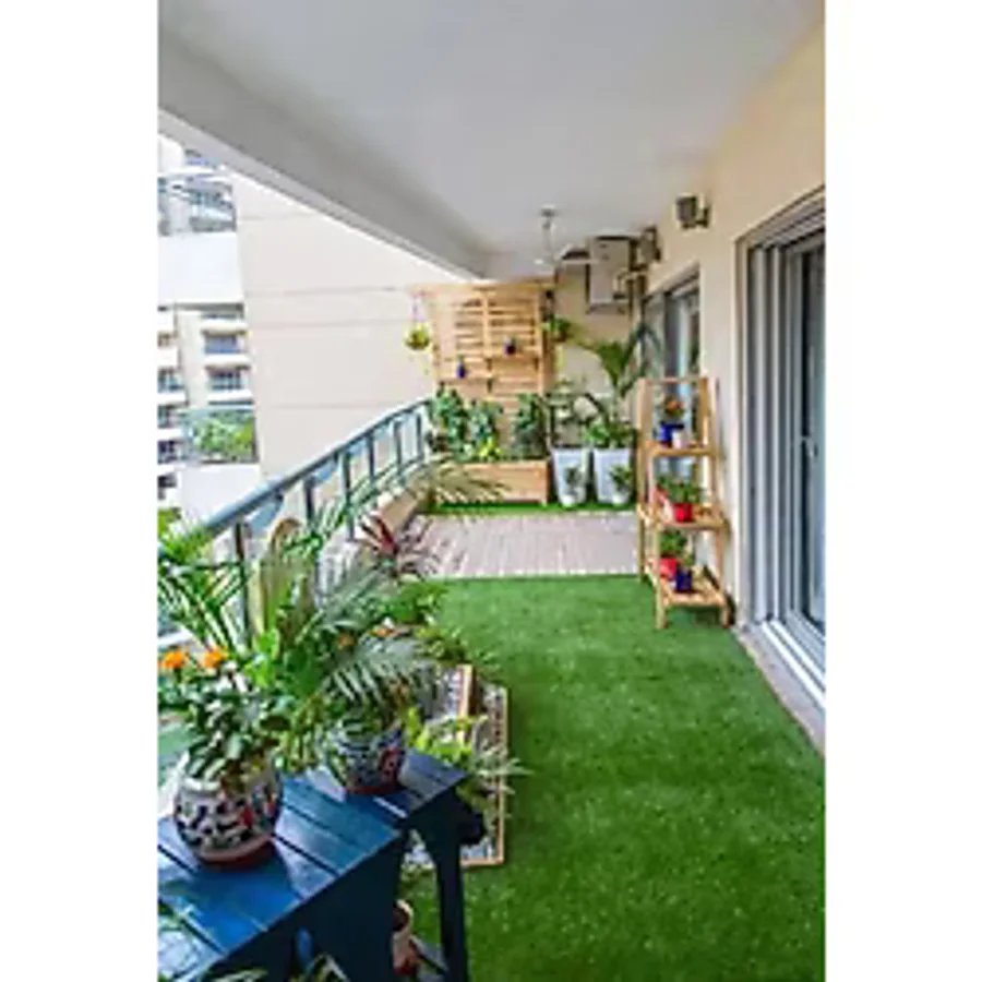 Floor İç ve Dış Mekan İçin Uygun Balkon ve Bahçeye Uyumlu Yapay Yeşil Çim Halı 7 mm 9001