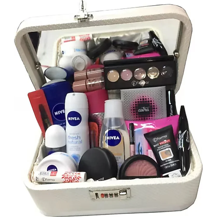 Flormar Nivea 21 Parça Şifreli Kutu Makyaj Set