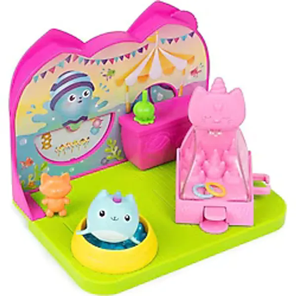 Gabby's Dollhouse Deluxe Room oyun seti, yavru deniz gergedanı, mobilya parçaları ve tematik aksesuarlar ile parti odası, 3 yaş ve üzeri