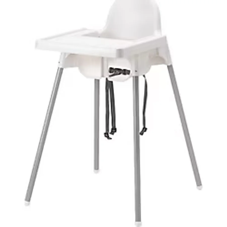 IKEA Beyaz Emniyet Kemerli Çalışma Masalı Mama Sandalyesi