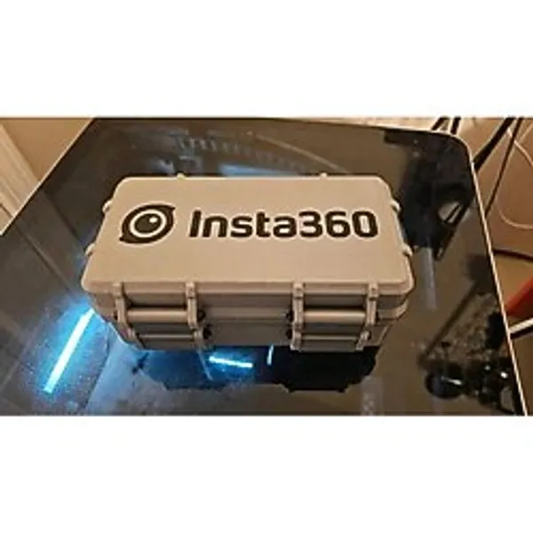 Insta360 X4 Sert Taşıma Kutusu Lens Koruyucu Hediyeli
