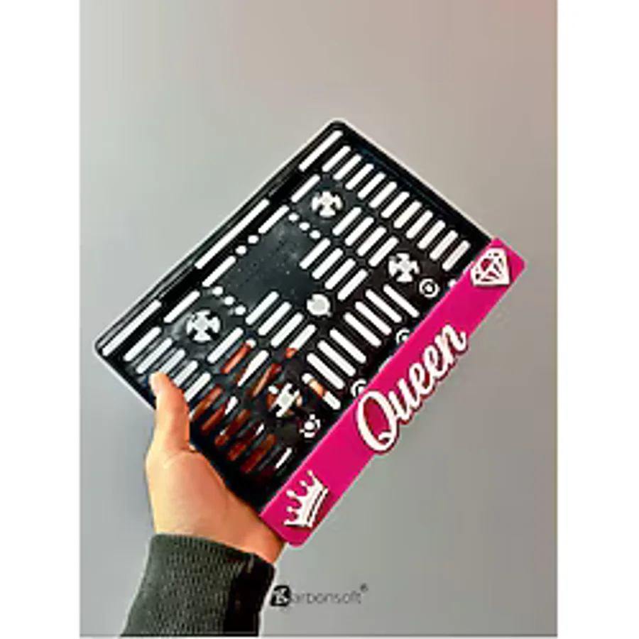 karbonsoft Kraliçelere Özel! Pembe Pleksi "Queen" Kapı ve Duvar Dekoru
