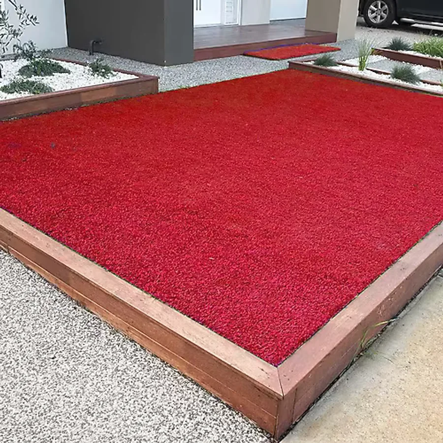 Kesme Suni Yapay Kırmızı Çim Halı 7 mm Balkon Teras Bahçe Dekoratif Kaymaz