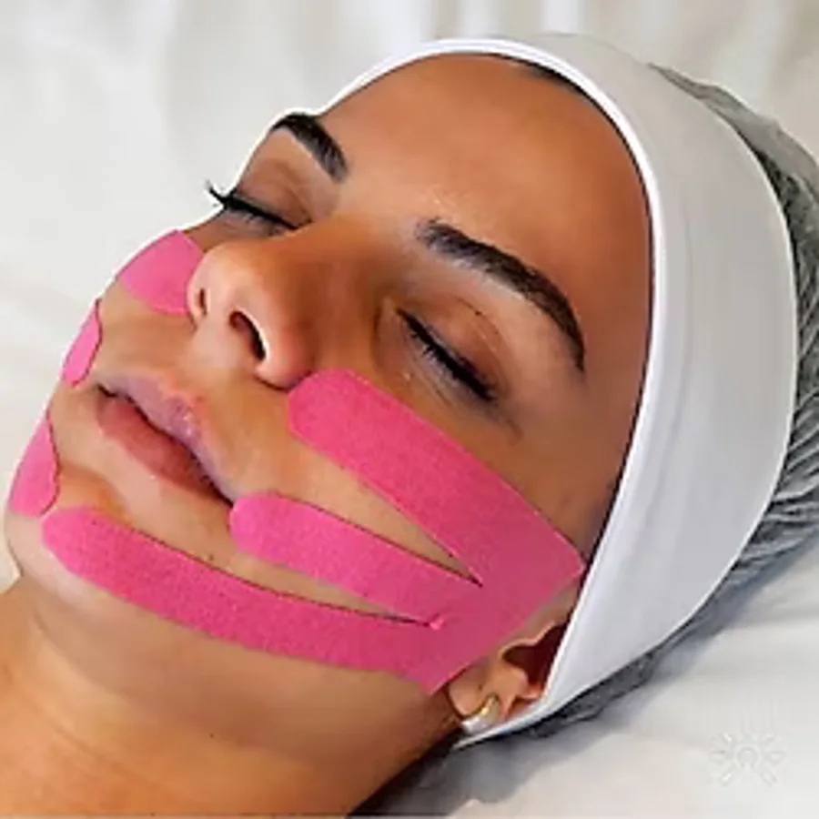 KİNDMAX Face Tape 5 Cm X 5 M Yüz Germe Bandı 2045 Rehabilitasyon Ürünüdür