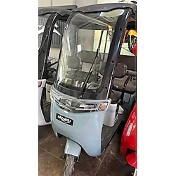 Kuba Skyjet Optımus Ultra Üç Tekerlekli 2026 Model Elektrikli Motosiklet 650 W Batarya ile 40 - 60 km Menzil - Gri