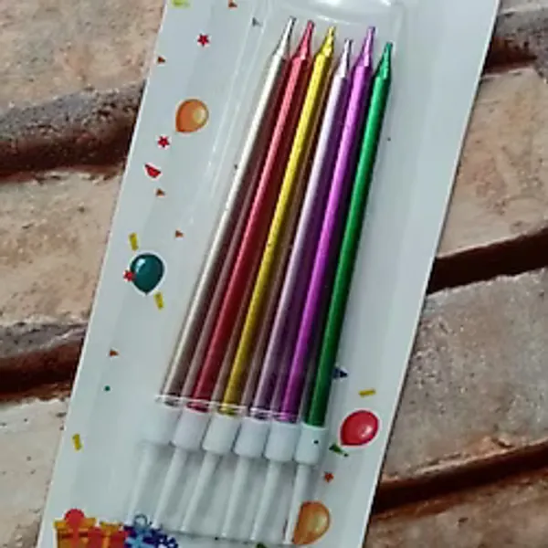 Kuzey Vıpkalite Parlak Metalik Renkli Pasta Mumu 6 Adet Renkli Doğum Günü Mumu Multi Color Bırthday Candle