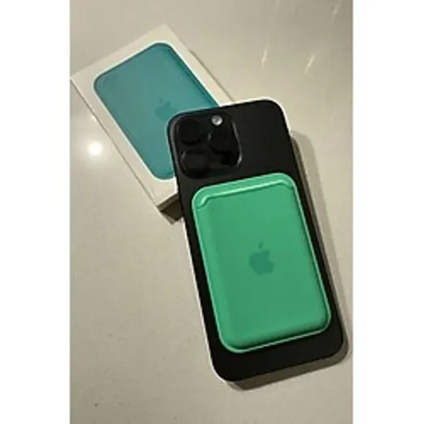 L'eDoren Apple Iphone Uyumlu Telefon Arkası Magsafe Silikon Cüzdan Kartlık İos 12/13/14/15/16 Ölçüleri 10x6cm