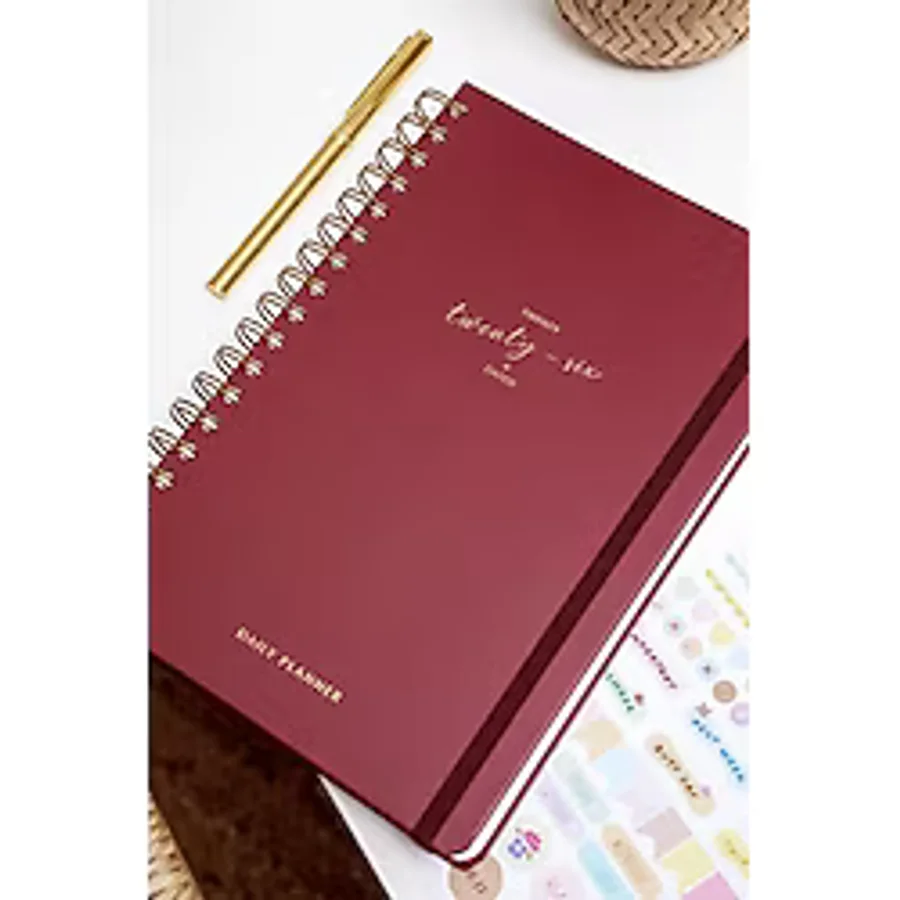 Matt Notebook 2026 Yılı Günlük Spiralli Ajanda 16X24 cm - 12 Aylık Bordo