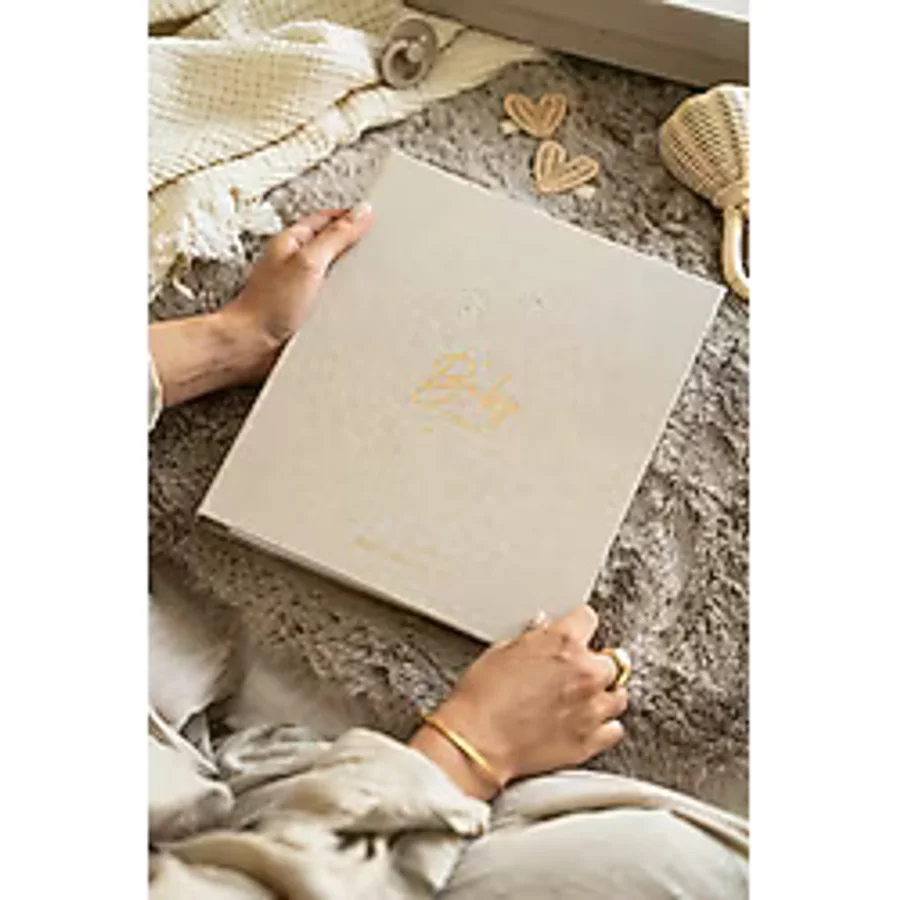 Matt Notebook 7 Parça Özel Defter Seti Krem 28x25 cm Keten Kutulu Bebek Anı Hamile Günlüğü