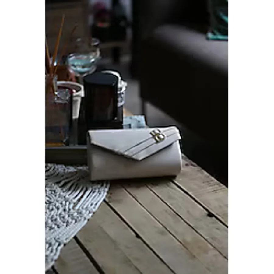 Moom Bag Kadın Krem Rugan Çift Kemer Detaylı Abiye El Çantası