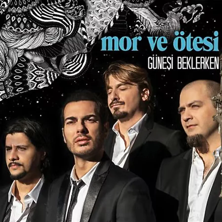 Mor ve Ötesi - Güneşi Beklerken (CD)
