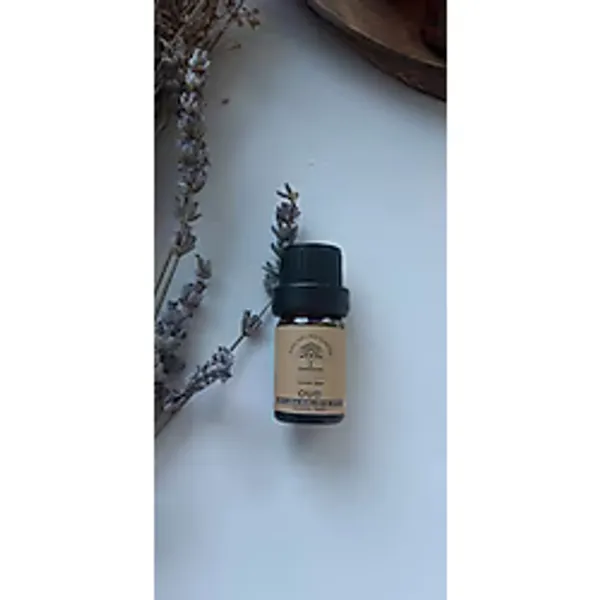Nine&mine Doğal Yaşam %100 Saf ve Doğal Oud (Ud) Uçucu Yağı (Aquilaria Agallocha Wood Oil) - 5 ml