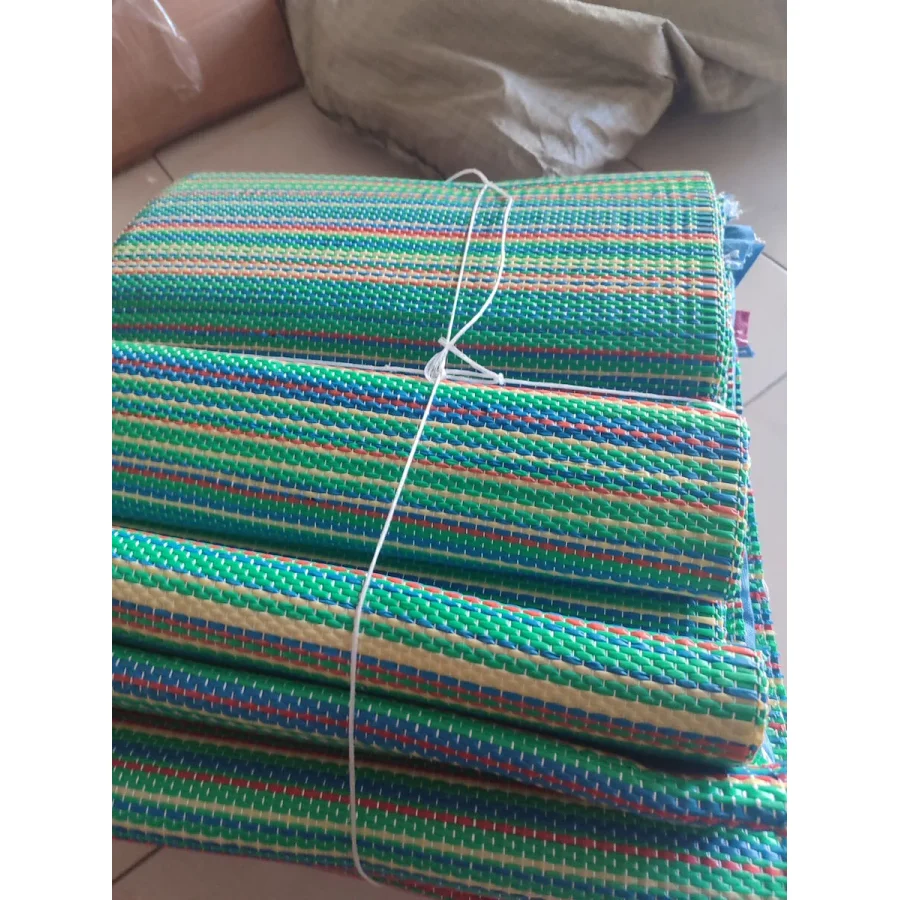 Piknik Hasırı Plaj Hasırı Katlanan Hasır Kilim Plastik Kamp Hasırı Bahçe Hasırı BÜYÜK BOY180x270 Cm