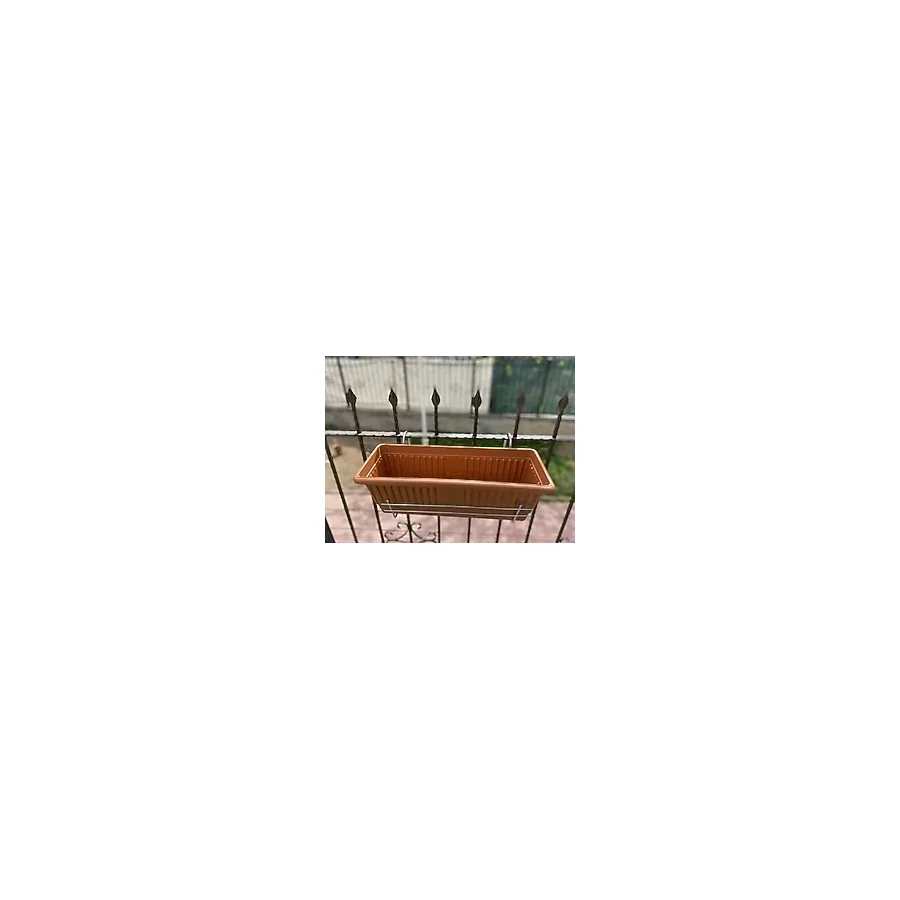 Renk Yapı Rüyası Site Bahçesi Çit Kenarı Asılabilir Saksı ve Saksı Askısı Plastik Dayanıklı Saksı Demir No:2 Site Bahçesi Çit Kenarı Asılabilir Saksı ve Saksı Askısı Plastik Dayanıklı Saksı Demir No:2