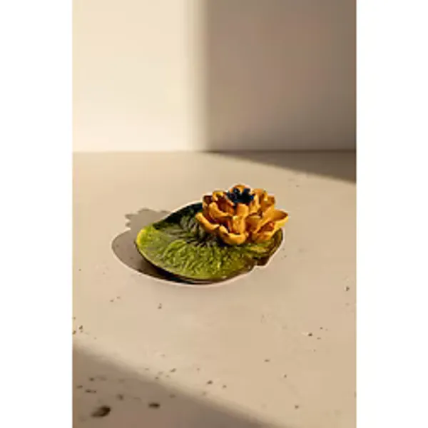 Sarı Lotus Çiçeği Dekoratif Tabak