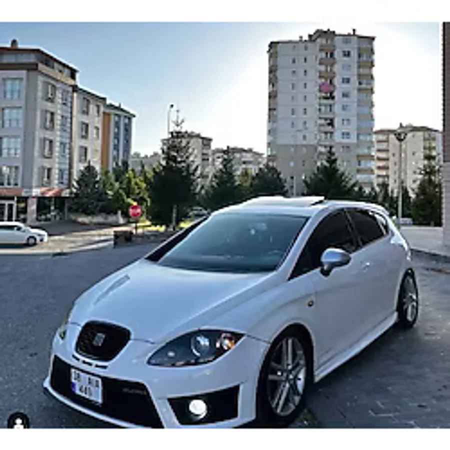 Seat Leon Mk2 Marşpiyel Takımı (Plastik)
