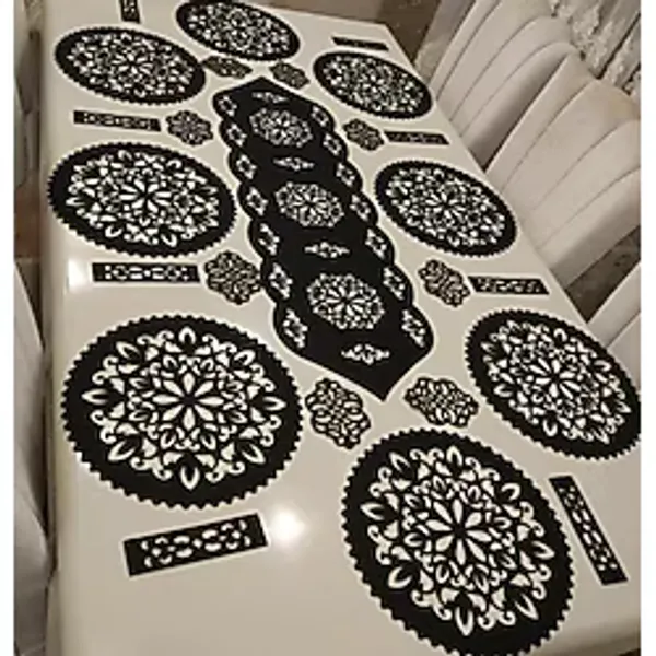 Sehara Runner - Amerikan Servis Sofra Sunum Takımı - 25 Parça - 8 Kişilik - Suni Deri - Gümüş - Siyah - 33 x 100 cm