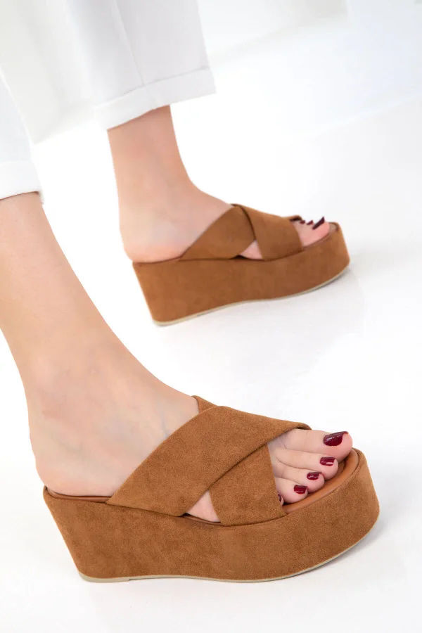 SOHO Taba Süet Kadın Dolgu Topuklu Ayakkabı 20727 - 2