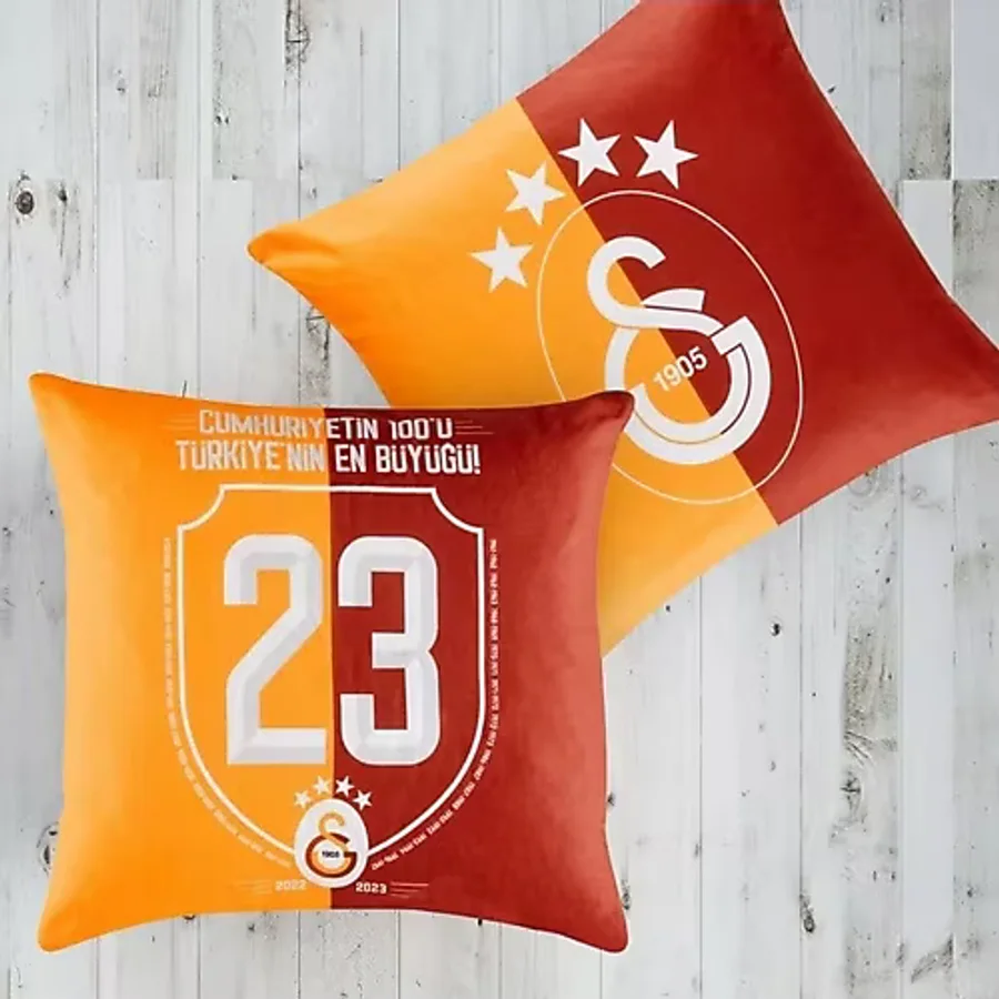 Taç Galatasaray Yeni Sezon Lisansli Çift Yüzü Desenli Kirlent ( 1 Adet 40 X 40 Cm ) Kırmızı