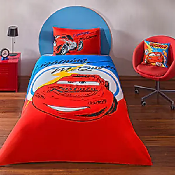 Taç Lisanslı Disney Cars Mcqueen Tek Kişilik Nevresim Takımı