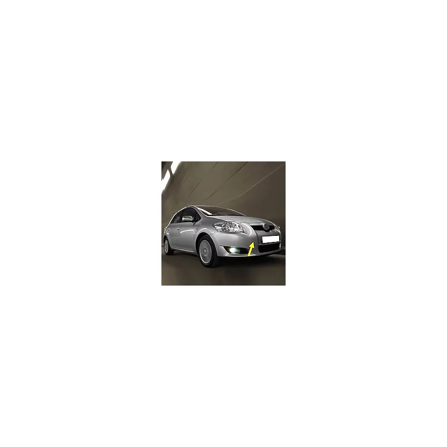 Toyota Auris 2007-2012 On Tampon Sag Ceki Kapak Cekme Demiri Kapağı