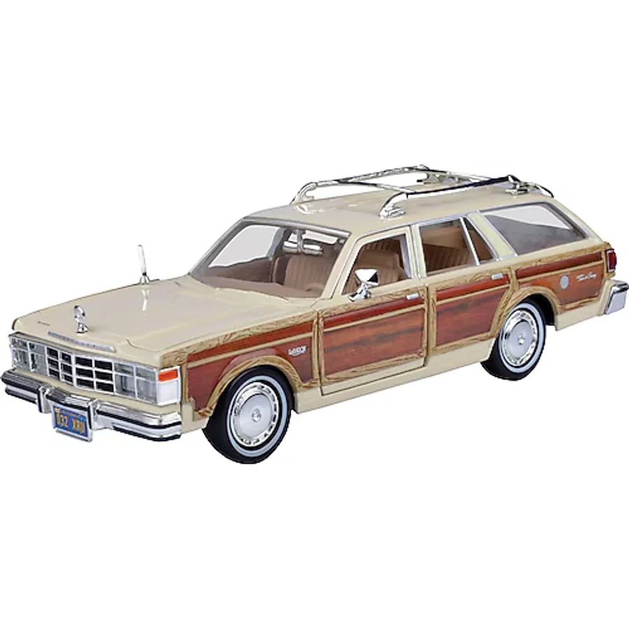 Vardem MM-73331 Motormax 1:24 1979 Chrysler Lebaron Town and Country Model Araba
