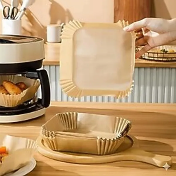 Velora 50 Adet Airfryer Pişirme Kağıdı - Kare Tek Kullanımlık Yanmaz Yapışmaz Kağıt - 16 cm Hava Fritözü Kağıdı - Yağ Geçirmez Gıda Sınıfı Fırın ve Airfryer Aksesuarları