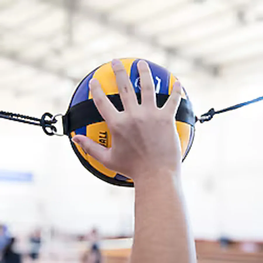 Voleybol Smaç Topu Askısı Siyah