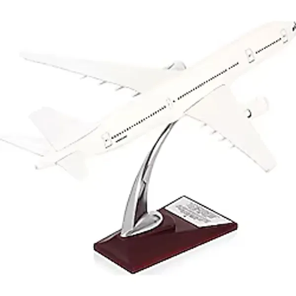 zekupp - Maket Uçak - Airbus A330-300 1/200 - Beyaz Özel Tasarım Model Uçak