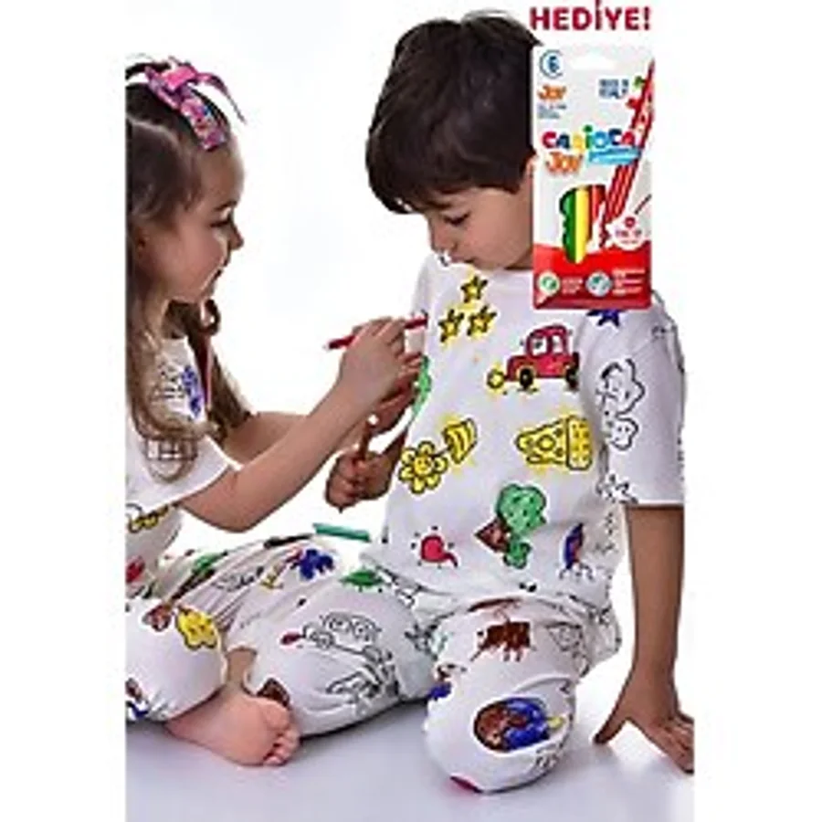 Zuzunga En Sevimli Figürleri Özel Kalemi İle Boyanabilir Yıkama Sonrası Leke Bırakmaz Çocuk Pijama Takımı - Beyaz